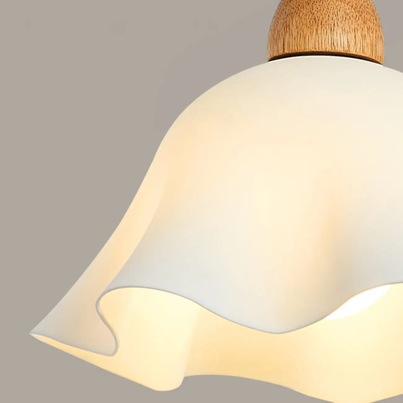 Suspension LED florale en verre opale à 3 lumières pour salle à manger