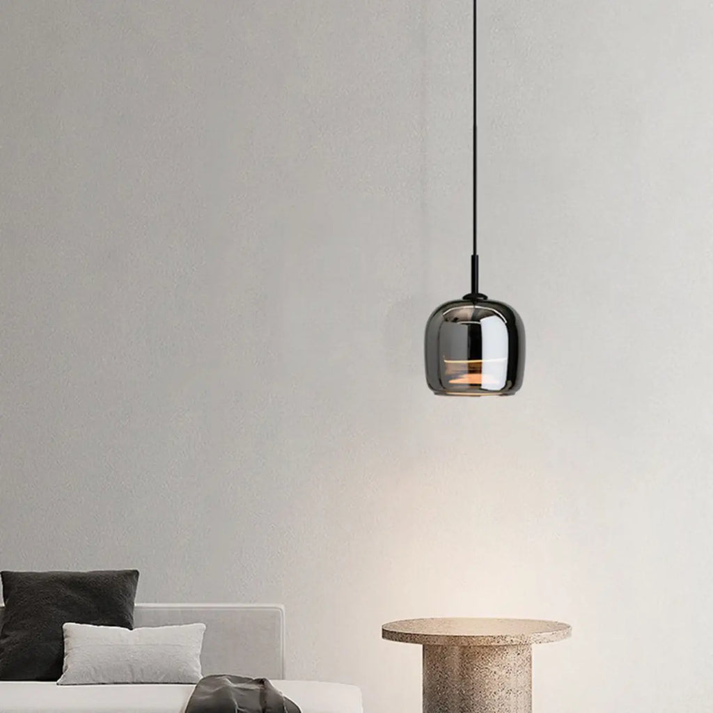 Suspension moderne à 3 lumières en verre noir en forme de bocal