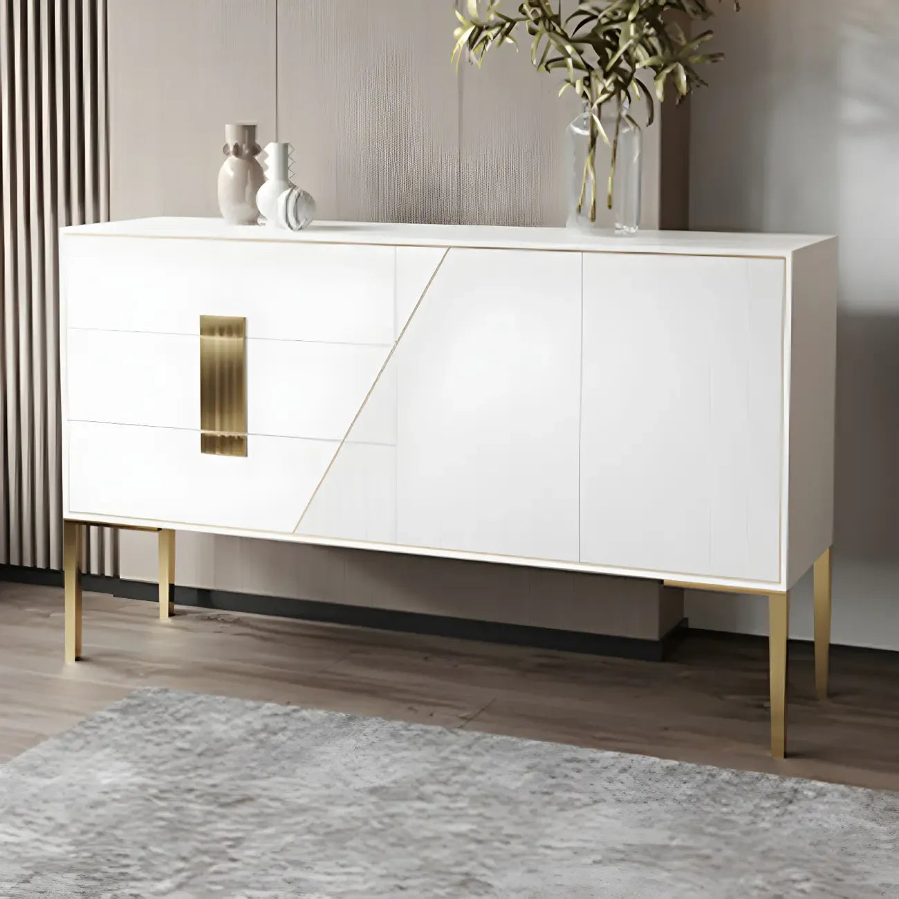 Buffet élégant et raffiné en bois avec tiroirs