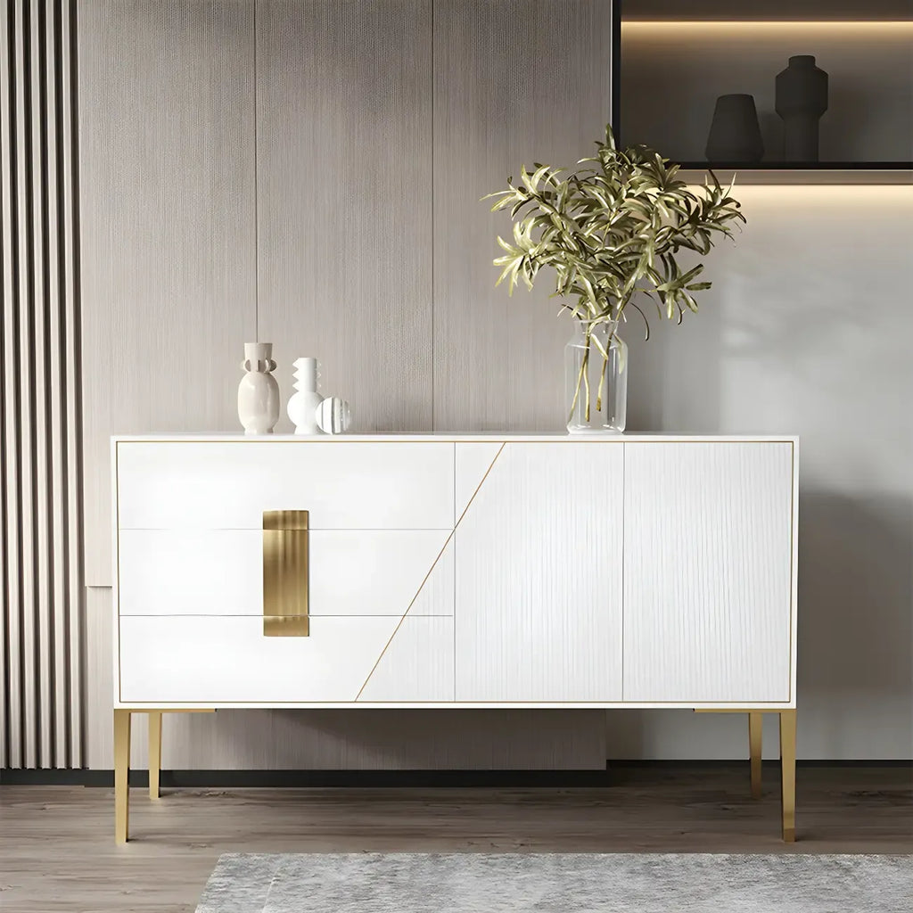Buffet élégant et raffiné en bois avec tiroirs