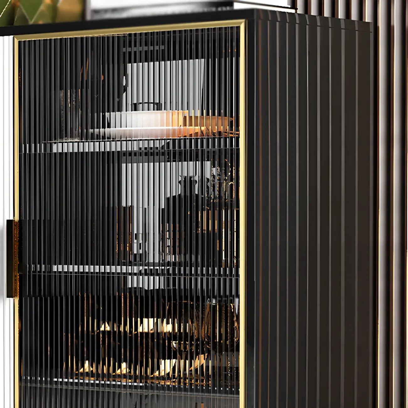 Buffet/buffet en bois laqué brillant avec placards