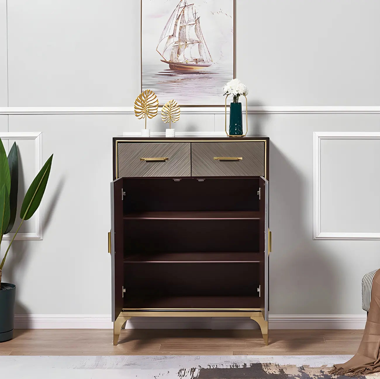 Buffet en bois élégant avec tiroirs et étagères réglables