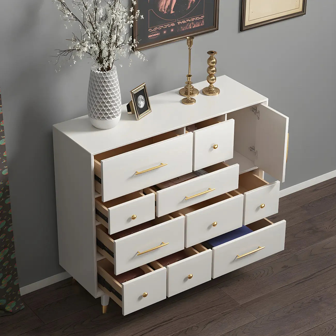 Buffet glamour en bois de bouleau avec plusieurs tiroirs