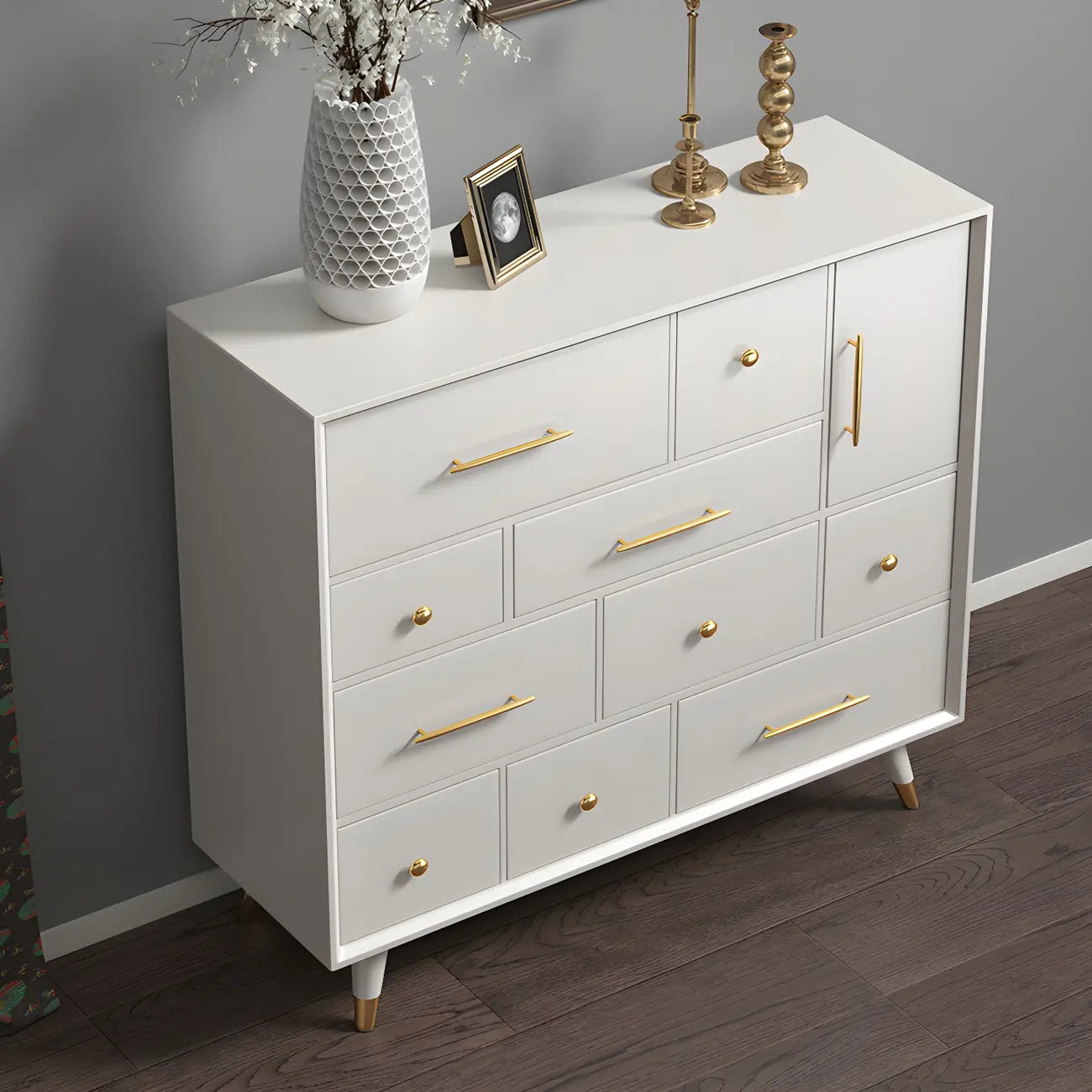 Buffet glamour en bois de bouleau avec plusieurs tiroirs