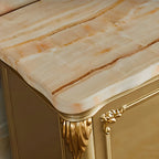 Buffet de luxe en bois doré avec tiroirs et portes