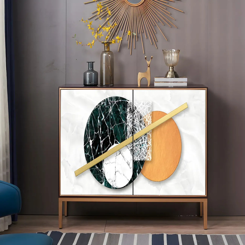 Buffet contemporain en bois blanc avec accents dorés