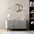 Buffet minimaliste en bois gris avec rangements