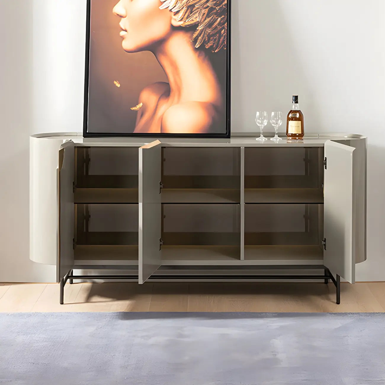 Buffet minimaliste en bois gris avec rangements