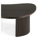 Table basse contemporaine en bois noir de forme unique