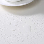 Table d'appoint en bois brun à 1 tiroir avec étagère, idéale pour les petits espaces