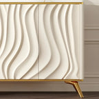 Buffet en bois blanc cassé glamour avec porte sculptée