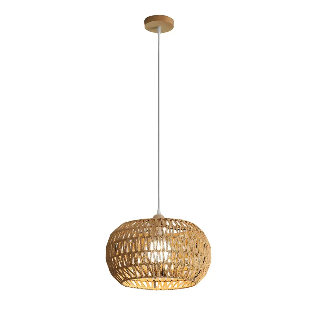 Suspension en rotin brun naturel pour une décoration de salle à manger moderne