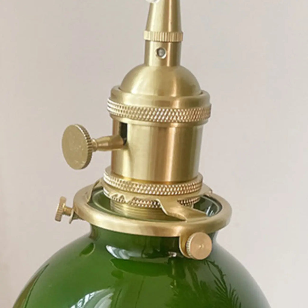 Suspension vintage en forme de dôme vert avec verre brillant pour salon
