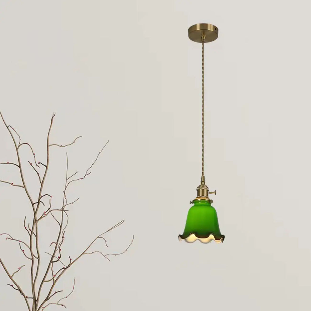Suspension vintage en forme de dôme vert avec verre brillant pour salon