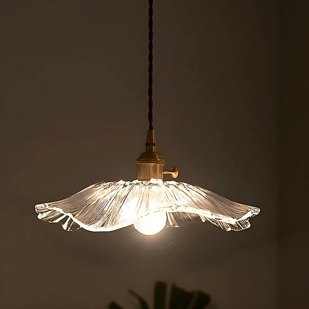 Suspension design en verre transparent en forme de feuille de lotus pour chambre à coucher
