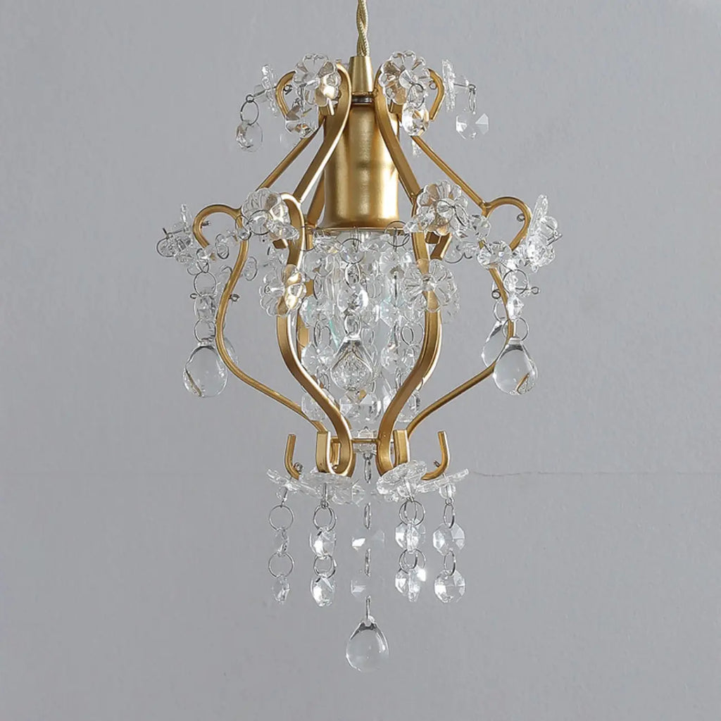 Suspension élégante en cristal doré pour salle à manger
