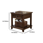 Table de chevet traditionnelle en bois brun avec tiroirs et rangement ouvert