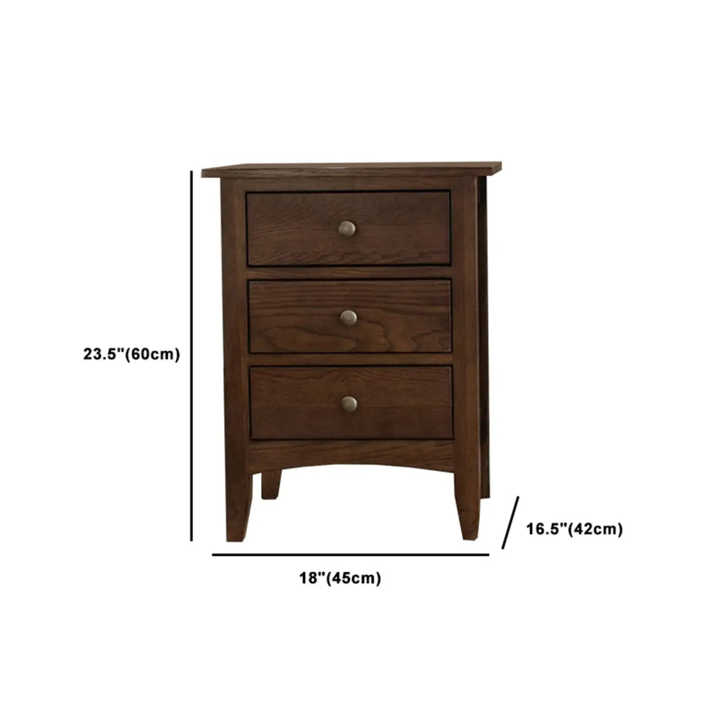 Table de chevet traditionnelle en bois brun avec tiroirs et rangement ouvert