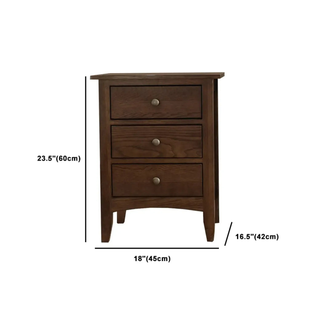 Table de chevet traditionnelle en bois brun avec tiroirs et rangement ouvert