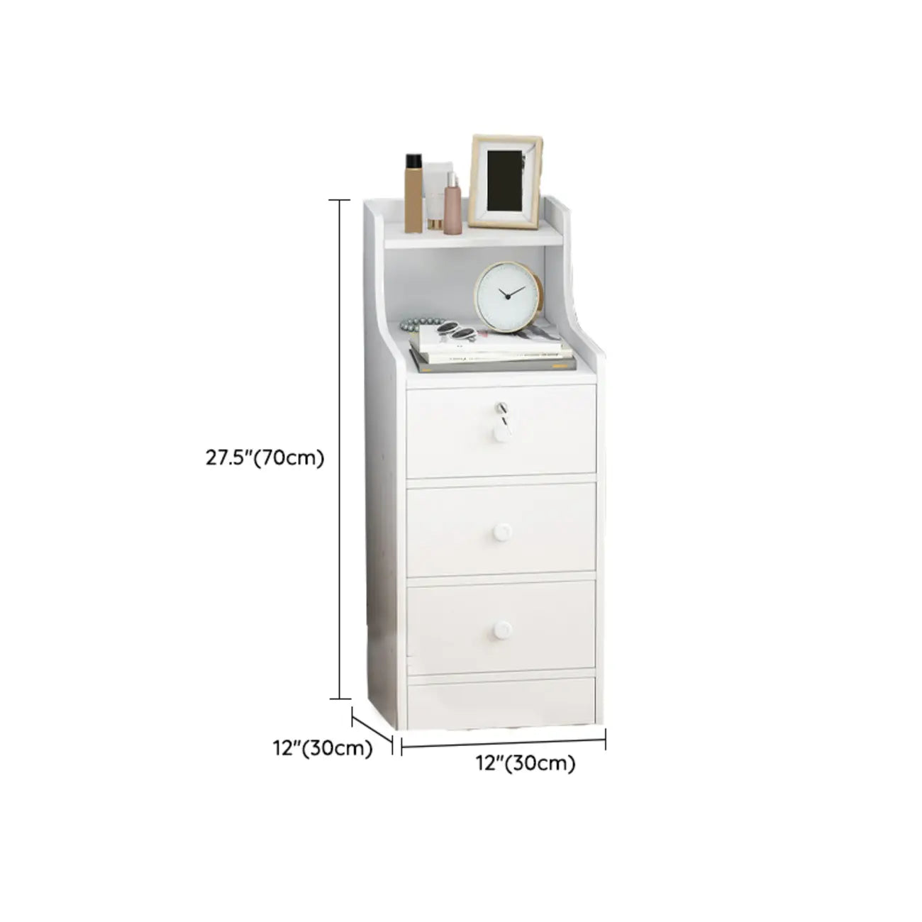 Table de chevet étroite en bois blanc avec tiroirs et étagère