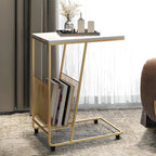 Table d'appoint en métal en forme de C avec plateau en marbre et porte-revues intégré
