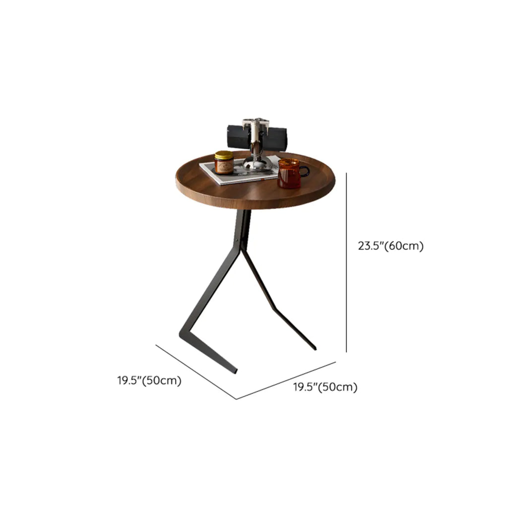Table d'appoint ronde en bois brun de forme C avec pieds en métal