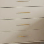 Buffet élégant en bois blanc avec tiroirs et portes vitrées