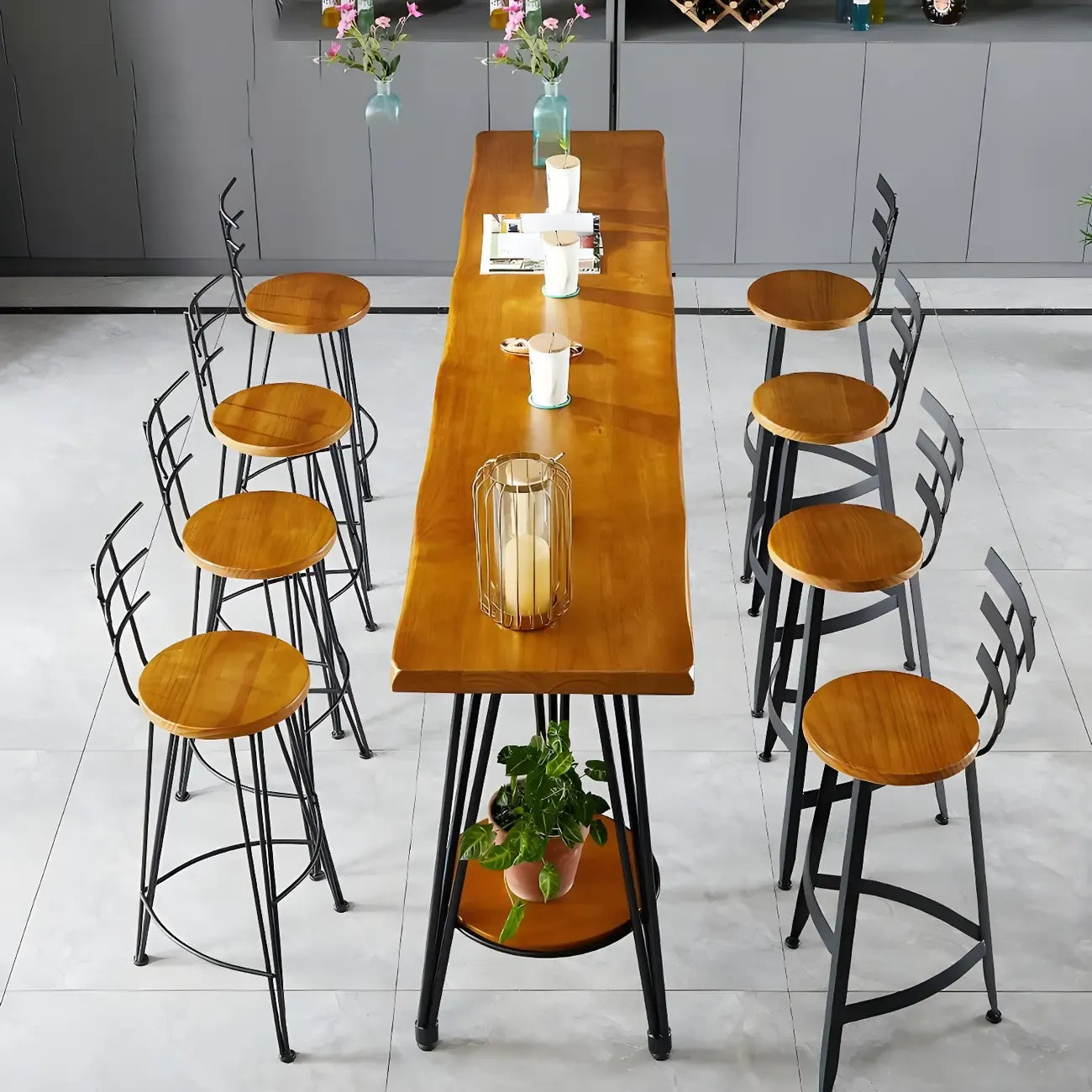 Ensemble de bar élégant en bois massif avec tabourets stylés pour la maison