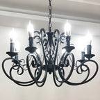Lampadario vintage a 6 luci in ferro nero per un fascino semplice