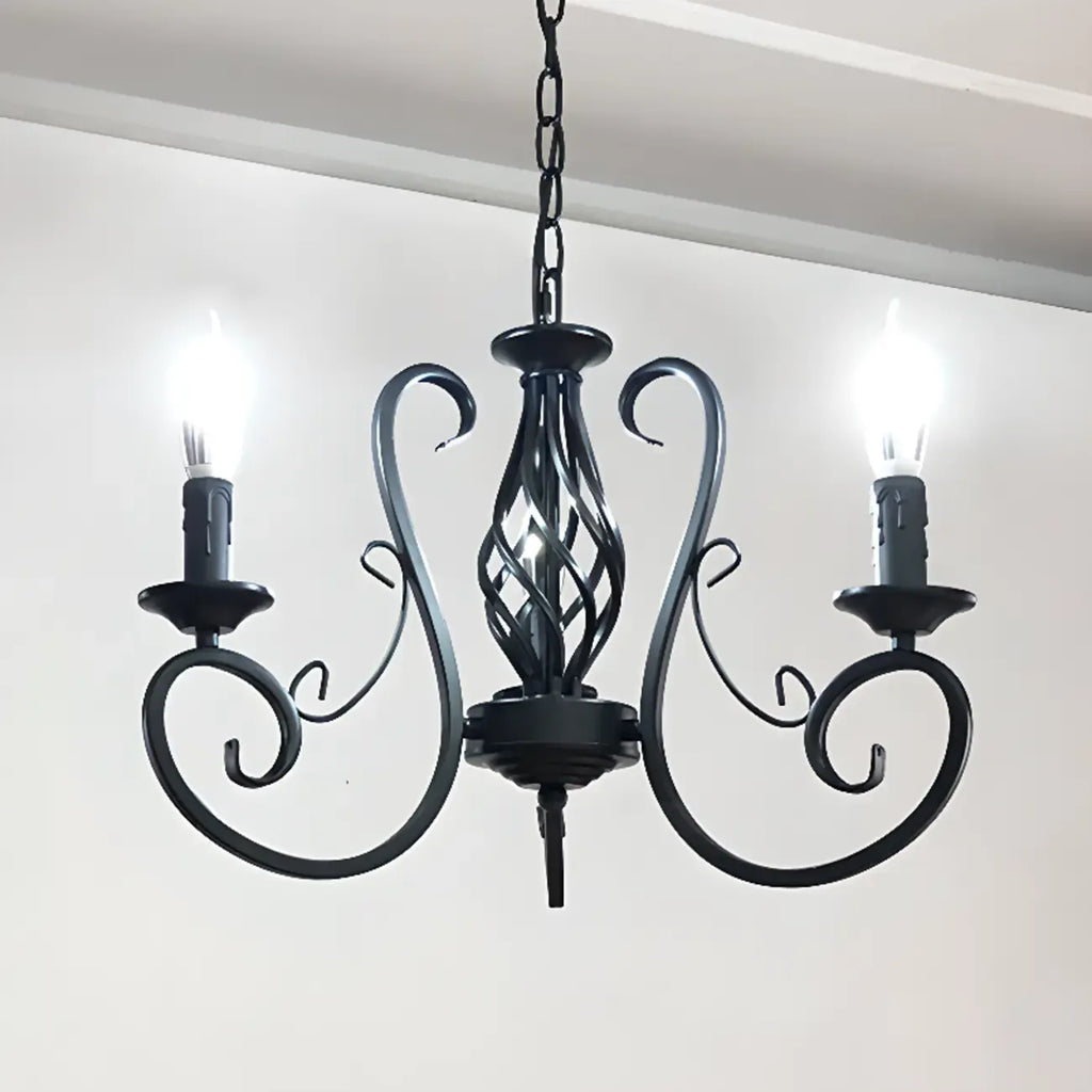 Lampadario vintage a 6 luci in ferro nero per un fascino semplice