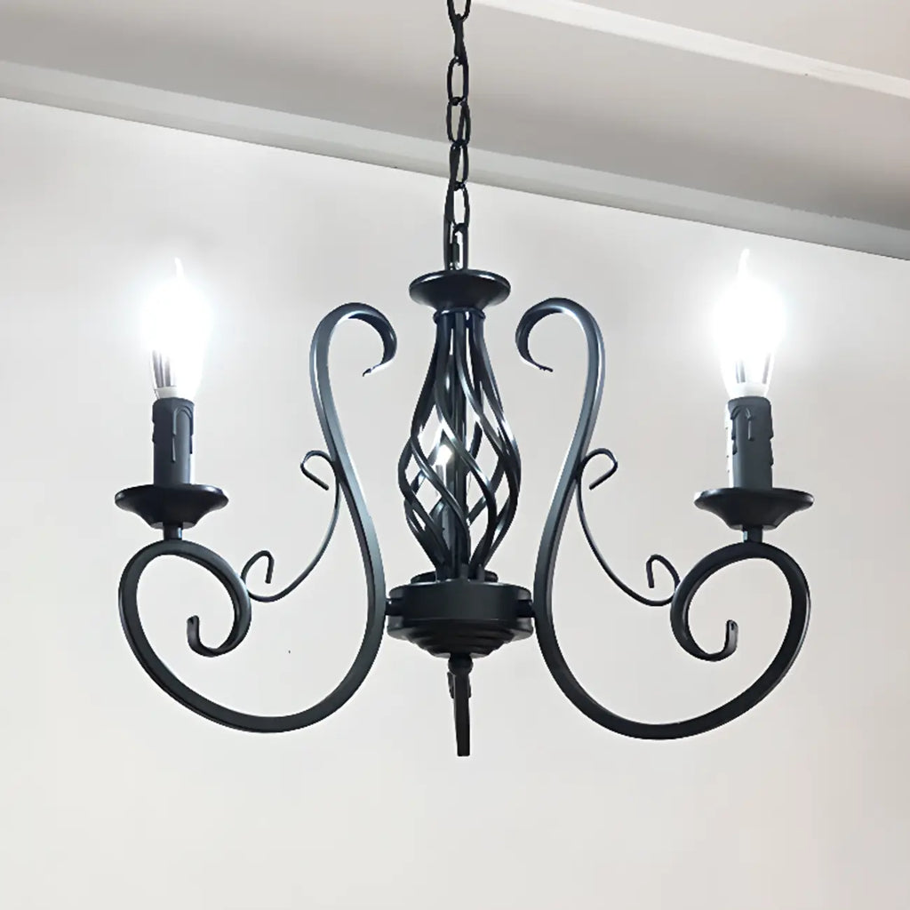 Lampadario vintage a 6 luci in ferro nero per un fascino semplice