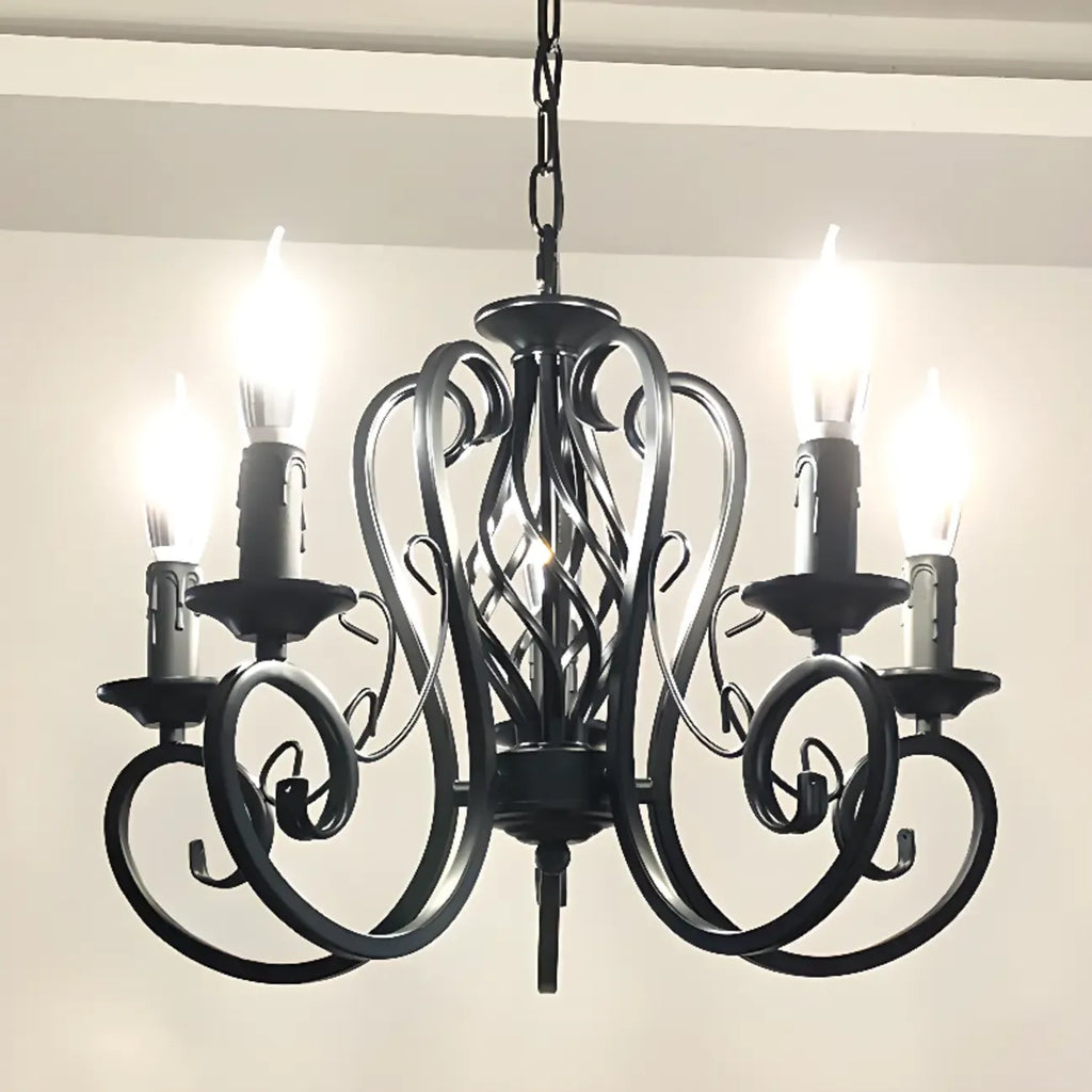 Lampadario vintage a 6 luci in ferro nero per un fascino semplice