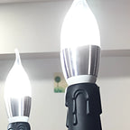 Lampadario vintage a 6 luci in ferro nero per un fascino semplice