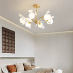 Lustre moderne en laiton à branches au design élégant