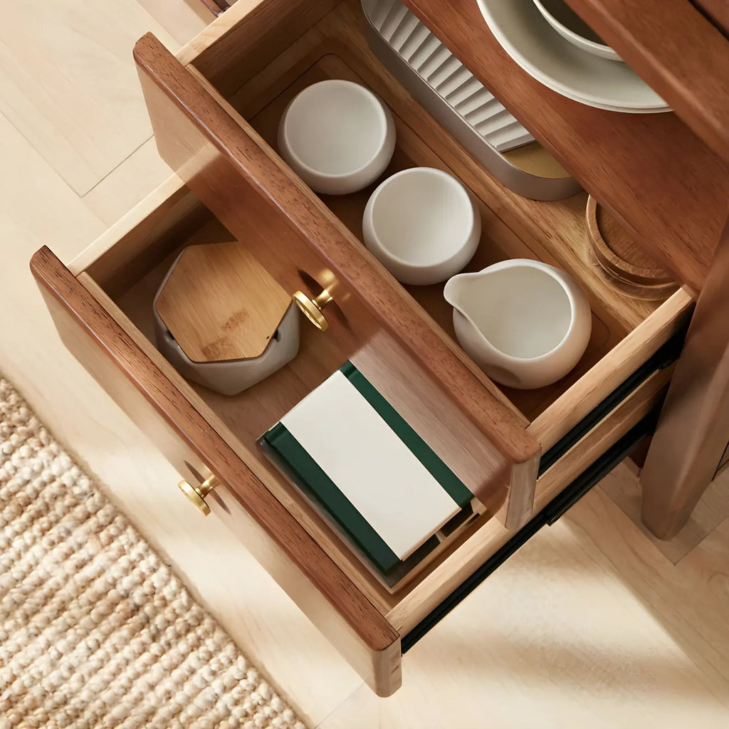 Buffet moderne avec comptoir en verre brun et rangements
