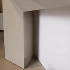 Console moderne avec plateau en pierre et base en bois | HomeyFad