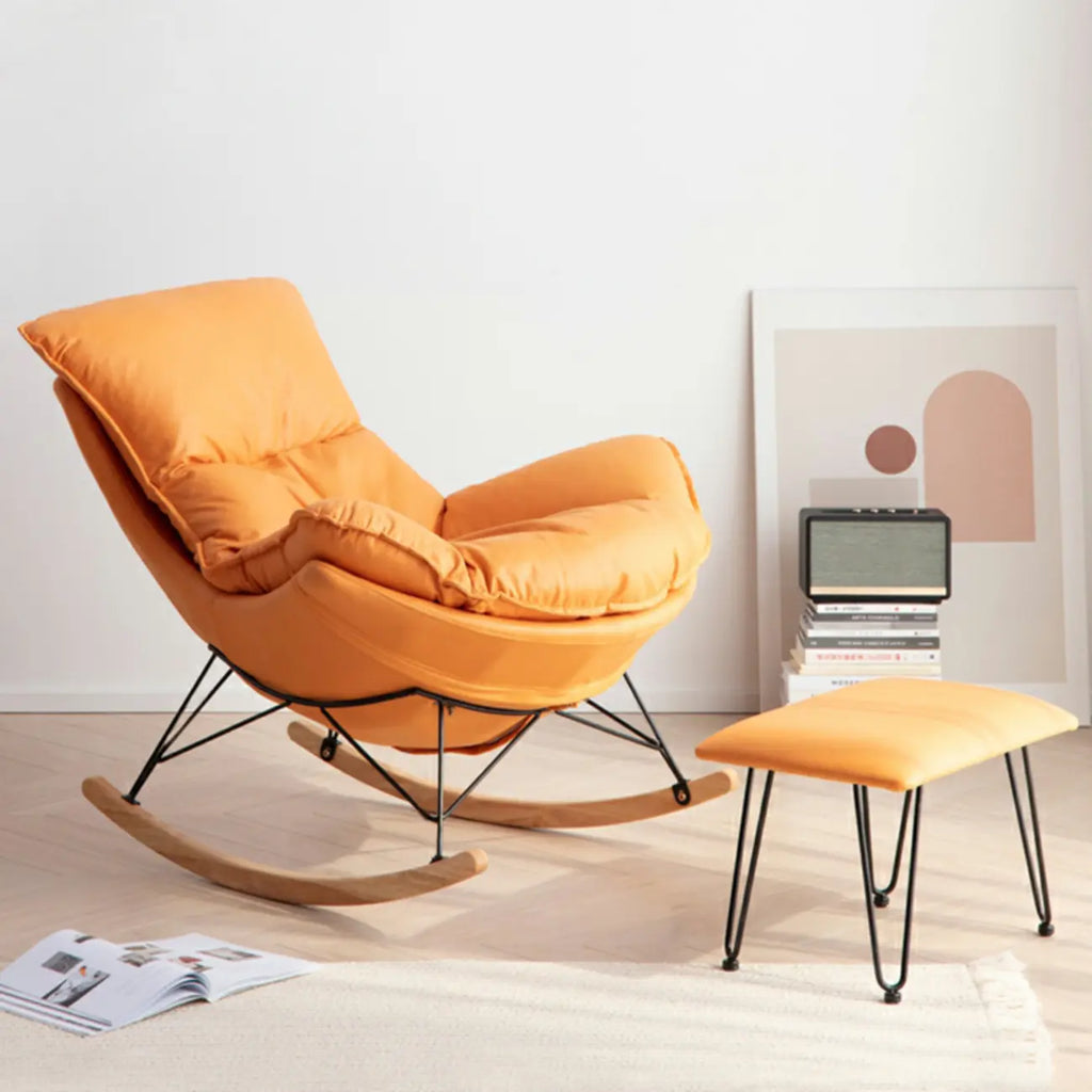 Fauteuil à bascule rembourré de style moderne du milieu du siècle avec repose-pieds