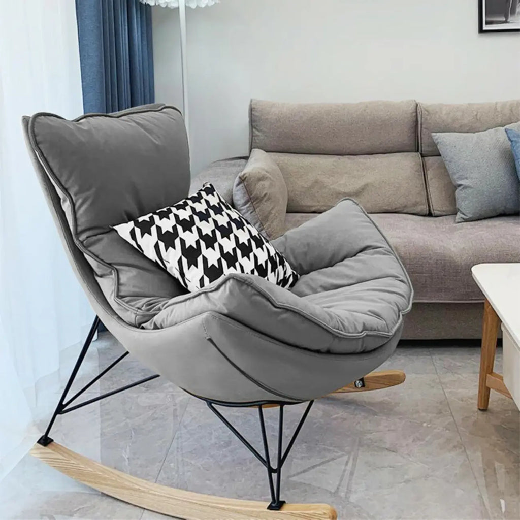 Fauteuil à bascule rembourré de style moderne du milieu du siècle avec repose-pieds