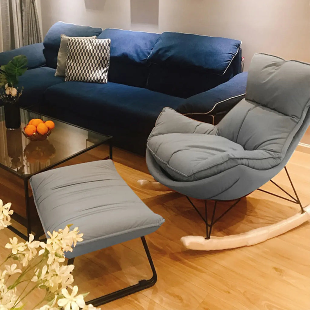 Fauteuil à bascule rembourré de style moderne du milieu du siècle avec repose-pieds