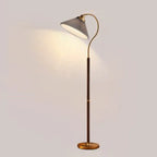 Lampadaire moderne avec abat-jour plissé pour salon