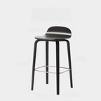 Tabourets de bar minimalistes en bois avec repose-pieds pour la cuisine