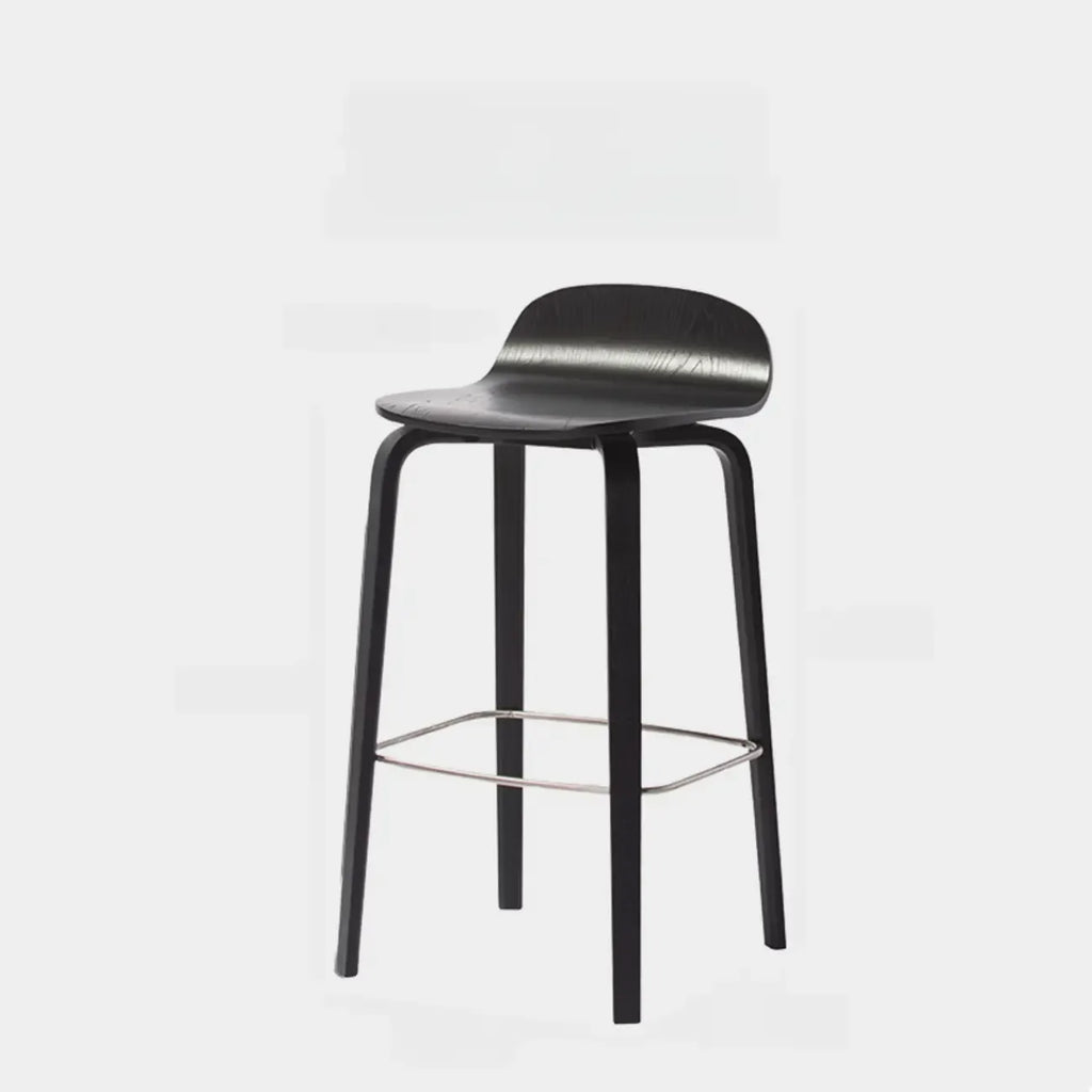 Tabourets de bar minimalistes en bois avec repose-pieds pour la cuisine
