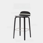 Tabourets de bar minimalistes en bois avec repose-pieds pour la cuisine