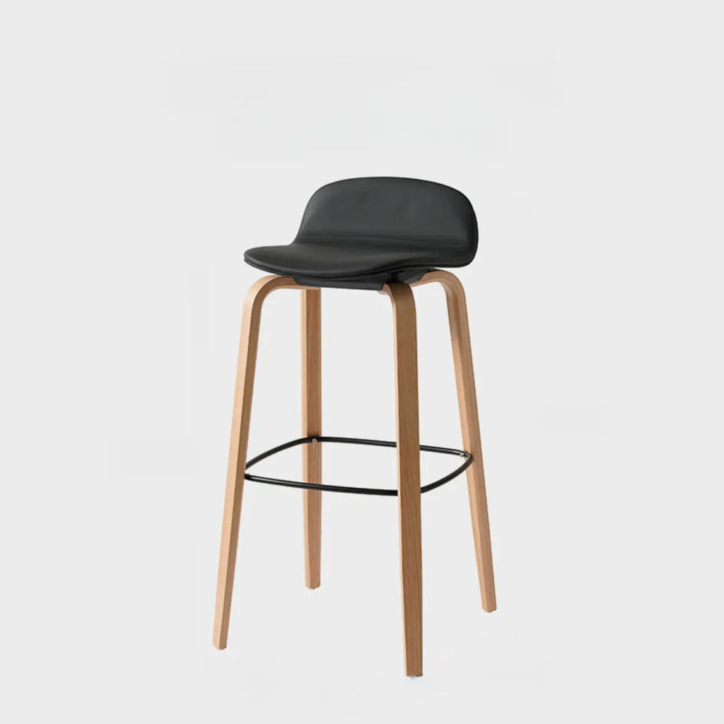 Tabourets de bar minimalistes en bois avec repose-pieds pour la cuisine