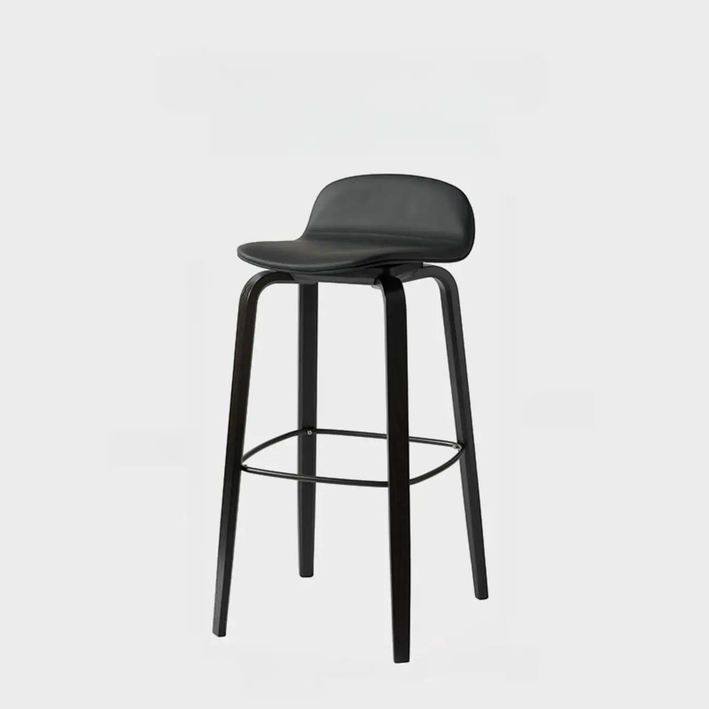 Tabourets de bar minimalistes en bois avec repose-pieds pour la cuisine