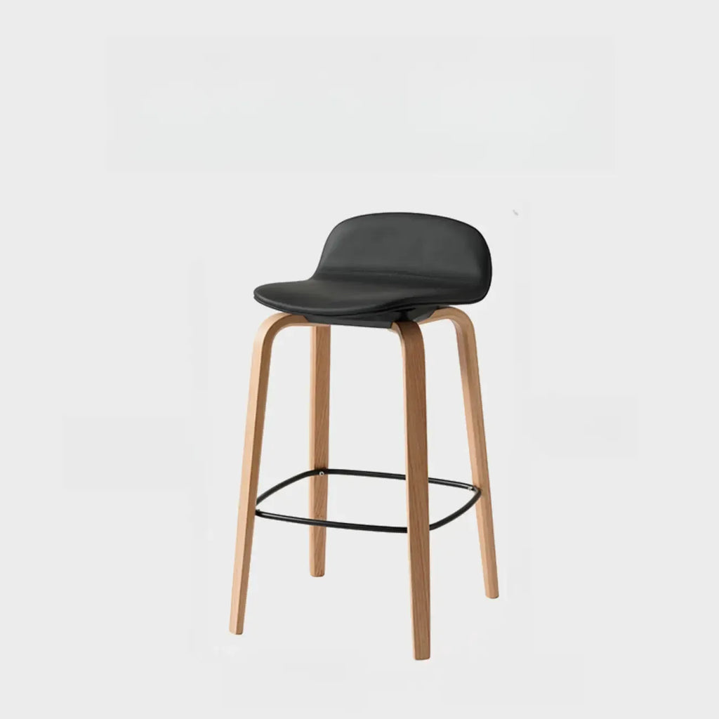 Tabourets de bar minimalistes en bois avec repose-pieds pour la cuisine
