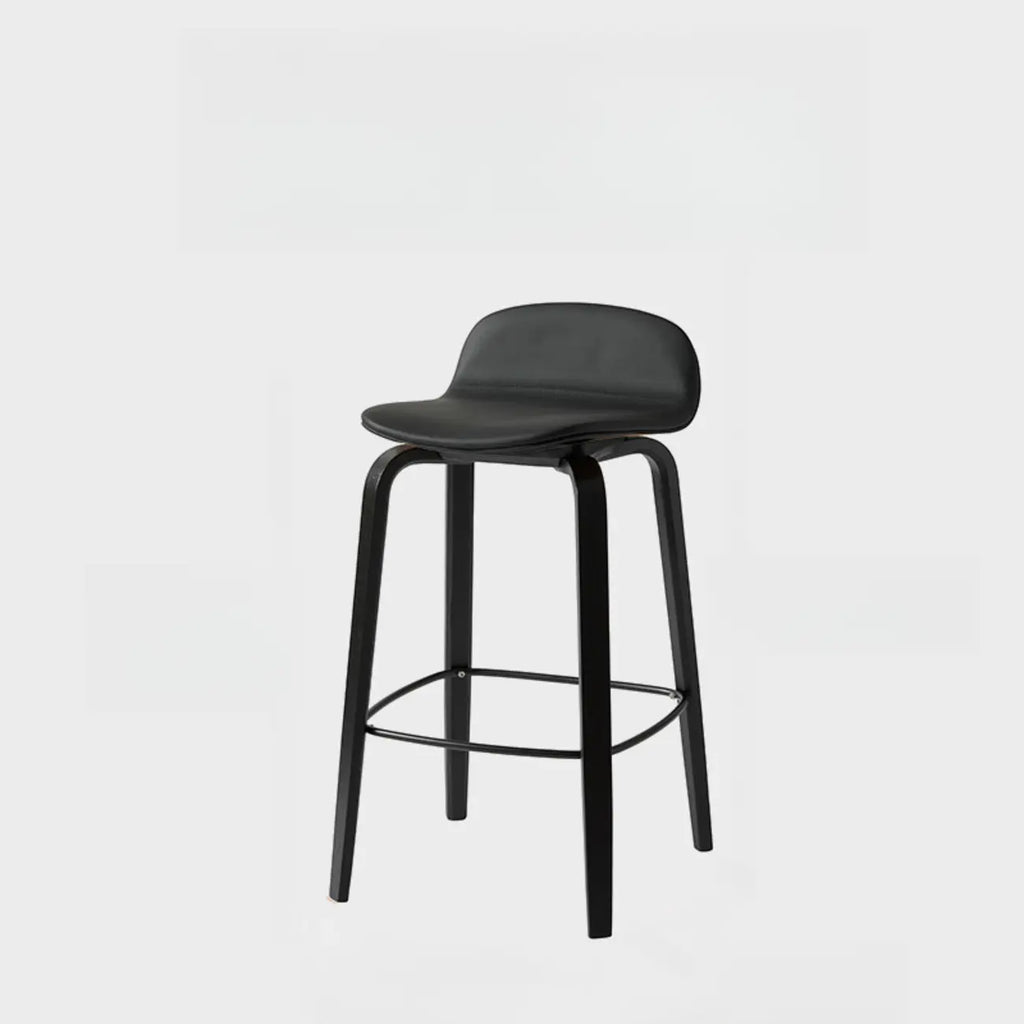 Tabourets de bar minimalistes en bois avec repose-pieds pour la cuisine