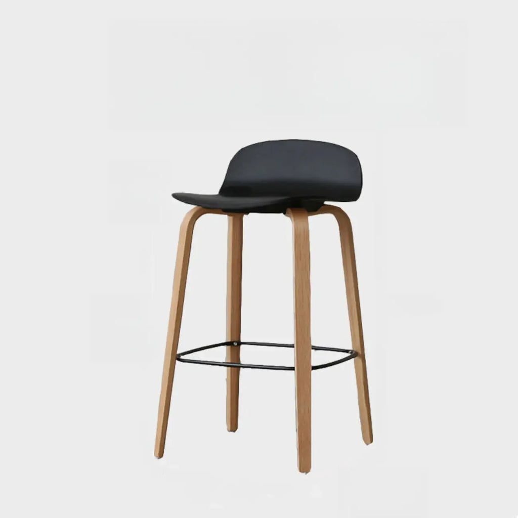 Tabourets de bar minimalistes en bois avec repose-pieds pour la cuisine