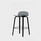 Tabourets de bar minimalistes en bois avec repose-pieds pour la cuisine