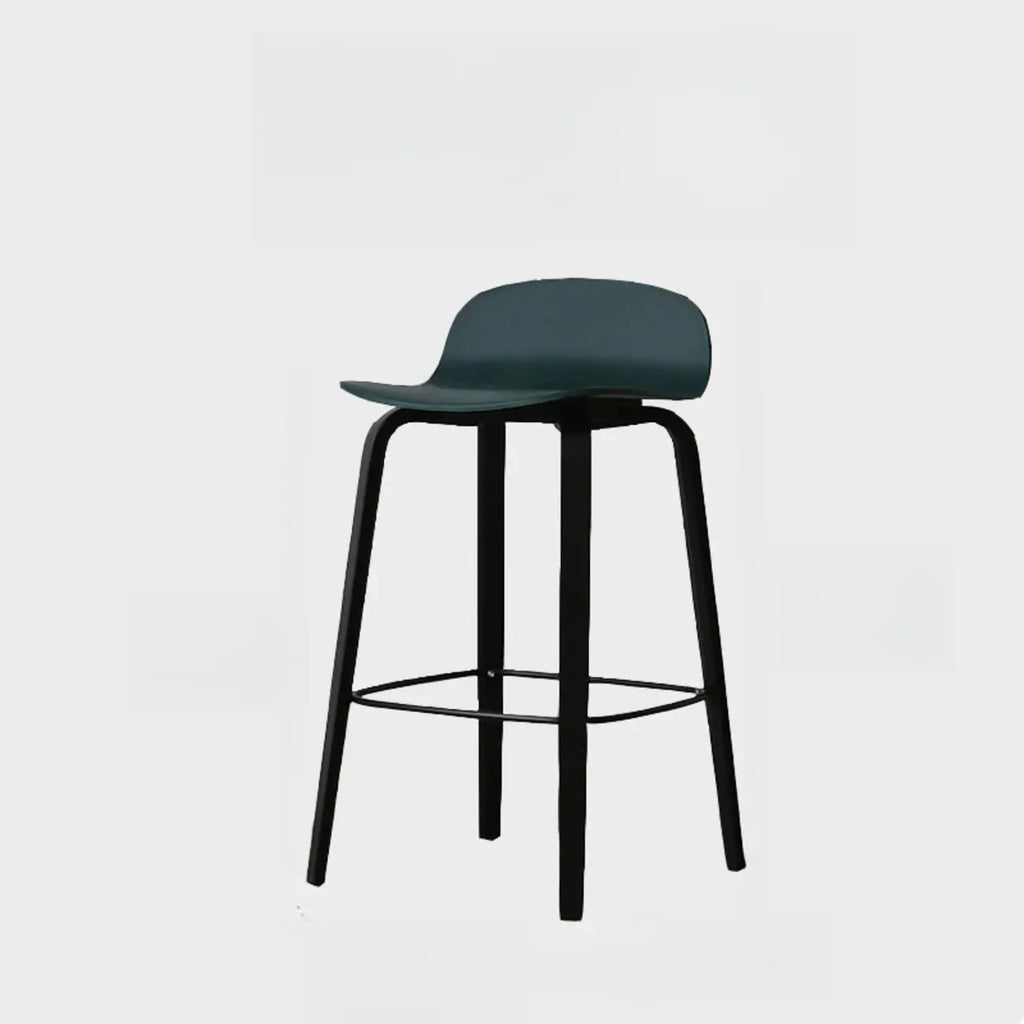 Tabourets de bar minimalistes en bois avec repose-pieds pour la cuisine
